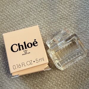 5/25✨ Chloe eau de parfum